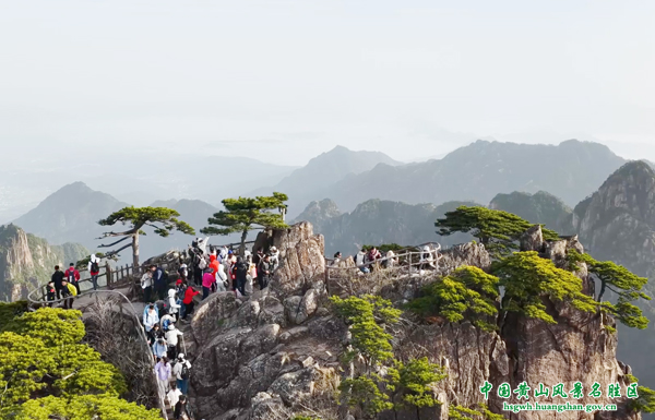 清明假期 黄山接待游客超9.6万